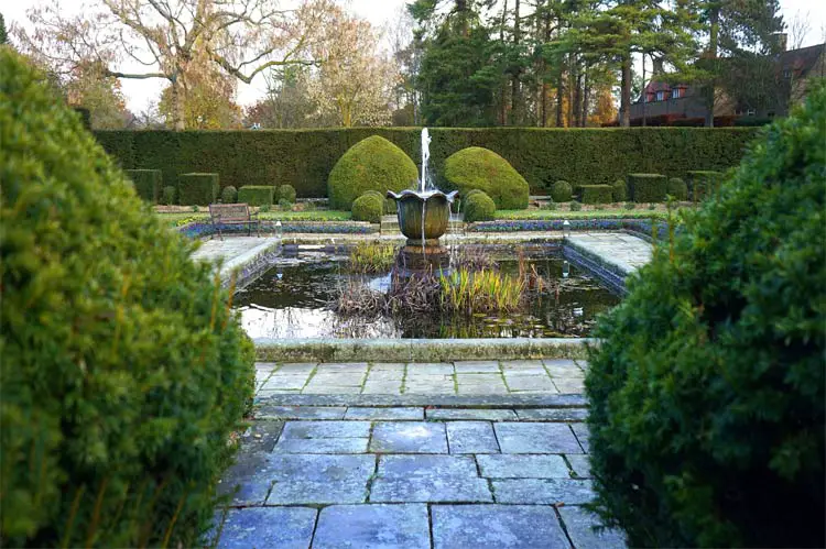 Water-Fountain