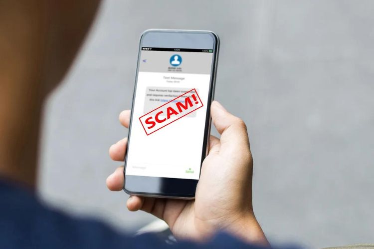 Unusual Emails or Messages from Unknown Sources- Information for Dark Web