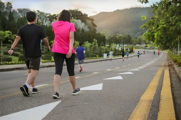 Is Walking 7 Km Good Enough To Stay Fit
