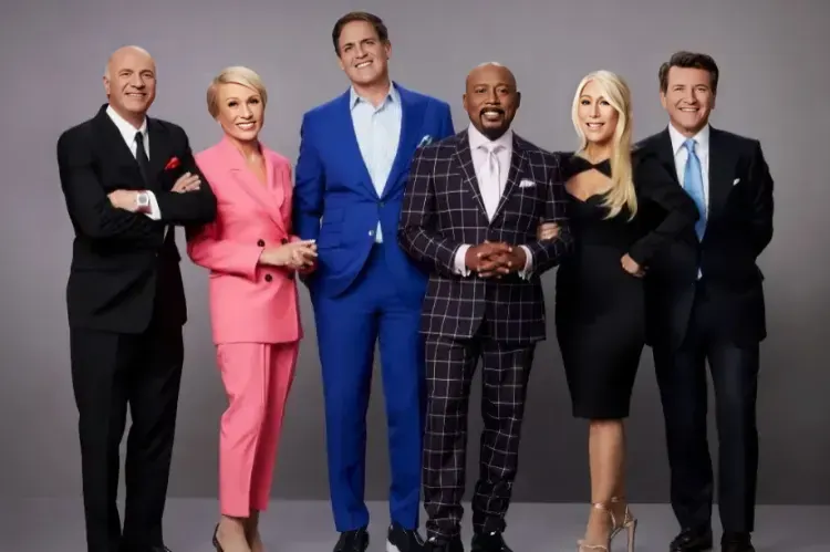 A polished infographic-like illustration featuring.